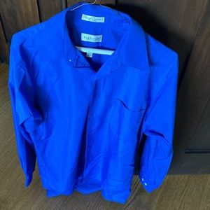 VanHeusen royal blue mens dress shirt size 15 1/2.